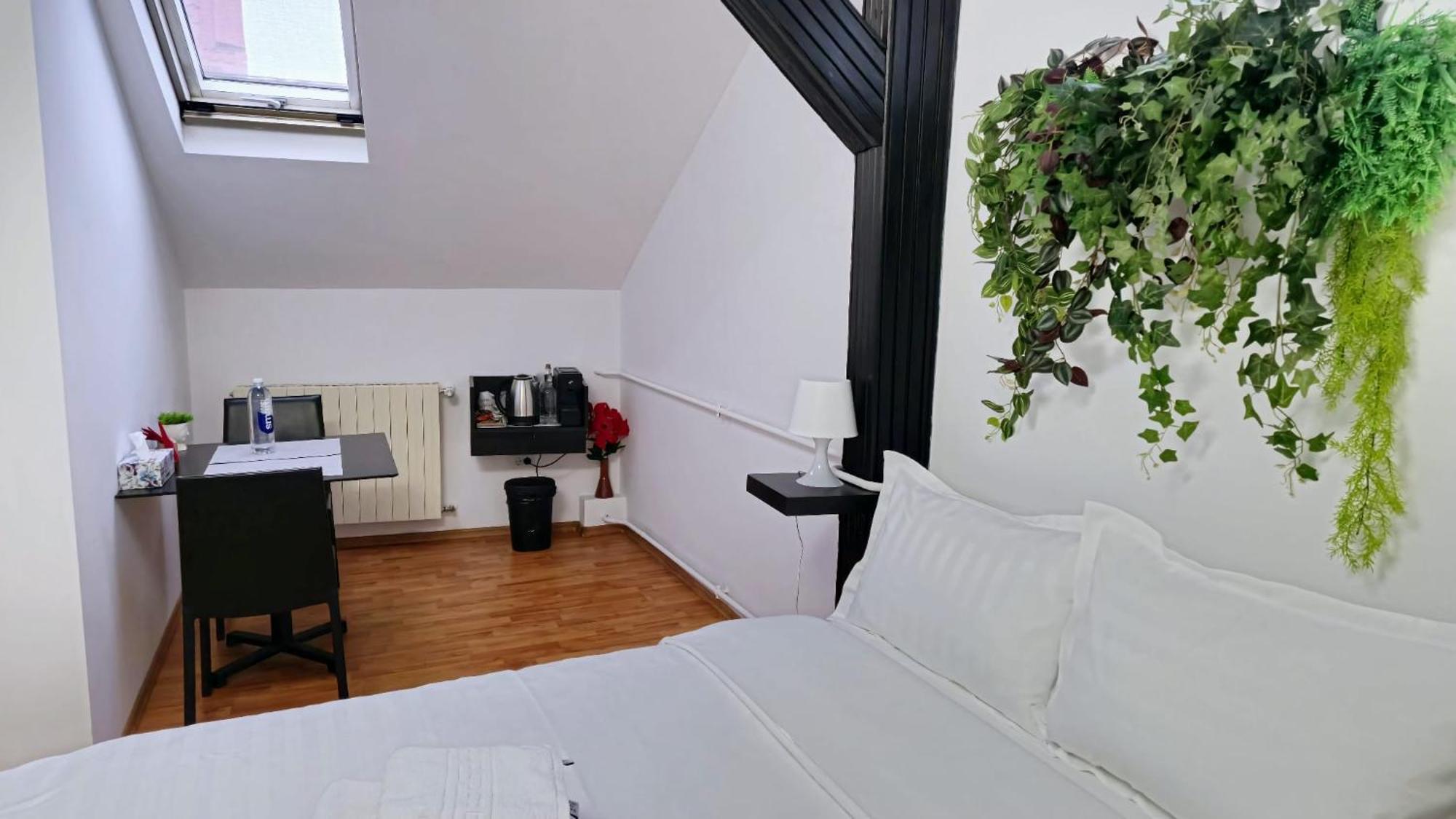 Boutique Old City 7 Bukarest Zimmer foto